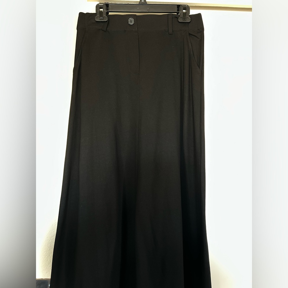 Max Studio Elegant Black Maxi Skirt